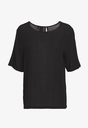Zwarte top met korte mouwen gemaakt van lichte stof. Heeft een ronde halslijn en een sleutelgatopening op de rug, met een ontspannen pasvorm.