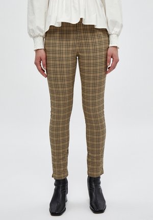 Chino - green