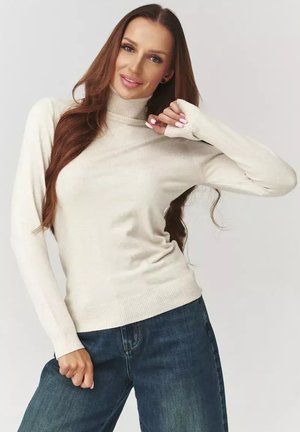 - Sweter