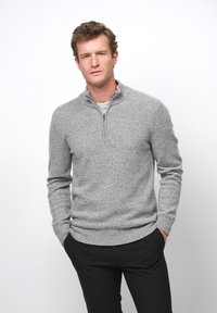 PROFUOMO Strickpullover - light grey