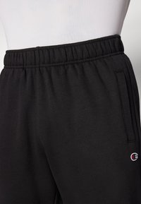 Champion ICONS SET - Tepláková súprava - black