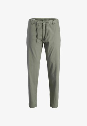 Pantaloni a gamba affusolata verde chiaro con bottone, zip, passanti per cintura e vita con coulisse, esposti su uno sfondo bianco.