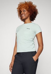Patagonia LOGO RESPONSIBILI-TEE - Marškinėliai su spaudiniu - wispy green