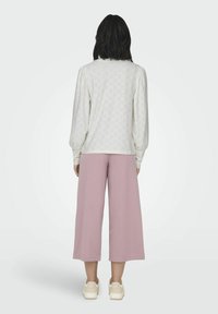 JDY VOLUMINÖSER ARMSCHNITT - Bluse - cloud dancer