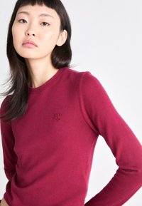 HUGO SCALLIA - Svetr - medium red