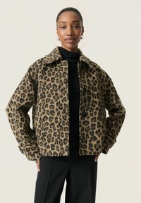 Soaked in Luxury LEONY AKELEJE  - Let jakke / Sommerjakker - leopard jaquard