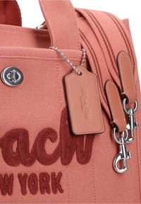 COACH CARGO TOTE BAG - Rankinė - light pink