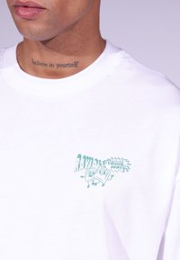 YOURTURN UNISEX biały