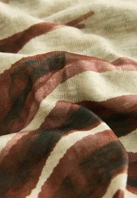 Next SHORT SLEEVE - REGULAR FIT - Bluse - ecru and brown palm print