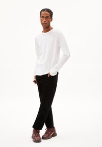 ARMEDANGELS MAAKX   - Broek - black