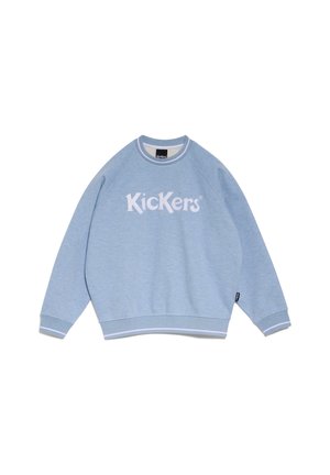 Sudadera azul claro hecha de tela suave, con un gran logo blanco de "Kickers", puños acanalados y un escote redondeado.