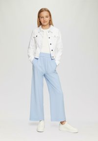 s.Oliver Camiseta básica - weiß