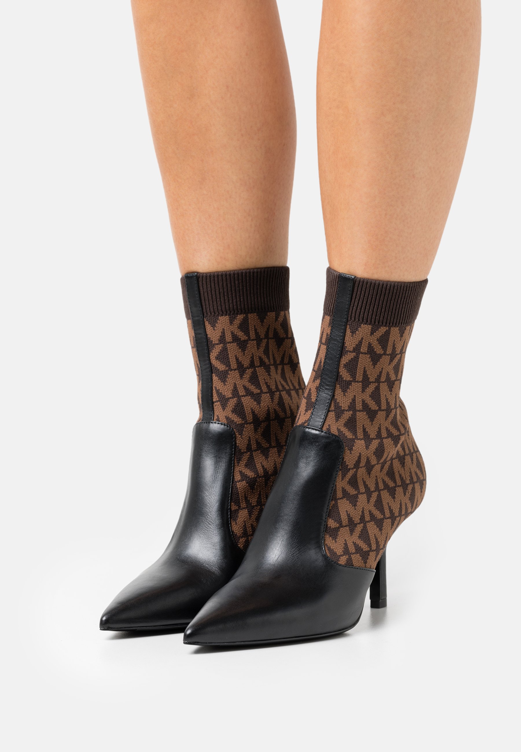 MICHAEL Michael Kors SHILOH BOOTIE - Botines - black/brown/negro -  Zalando.es