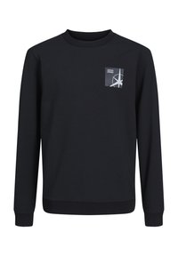 Sweat-shirt noir à col rond, manches longues et poignets côtelés. Présente un petit patch graphique blanc affichant le nom de la marque et le design.