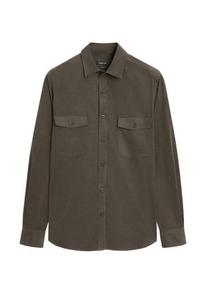 Langärmliges, dunkelbraunes Hemd mit Knöpfen, zwei mit Knöpfen verschlossenen Brusttaschen und einem spitzen Kragen, dargestellt auf weißem Hintergrund.