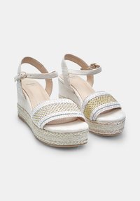 Bata Espadrillas - beige