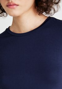 Gina Tricot SOFT TOUCH - T-shirt basic - black iris