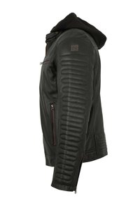 Schwarze Lederjacke mit Kapuze, ausgestattet mit gepolsterten Akzenten an den Schultern und Ärmeln, mit Reißverschlusstaschen und einem schlanken Design.