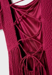 Stradivarius Maxi šaty - pink