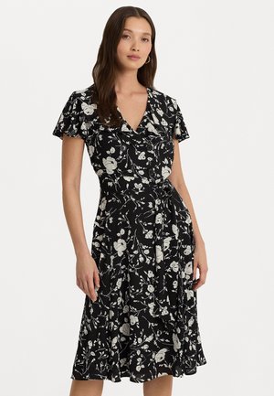 HOLAVRET SHORT SLEEVE DAY DRESS - Day dress - black/cream