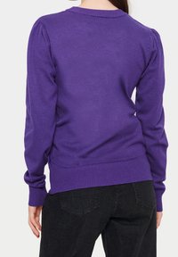 Saint Tropez Stickad tröja - purple