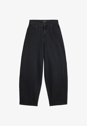 Pantaloni in denim nero a gamba larga con vita alta, dotati di un singolo bottone superiore, cerniera e cuciture a contrasto. Tessuto liscio, senza motivi.