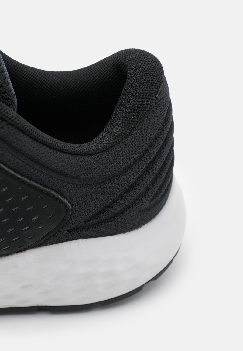 New Balance 5 Neutral Running Shoes Black White Black Zalando Ie