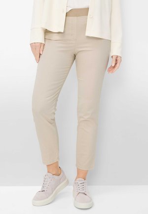 BRAX STYLE PAMINA  - Bukser - sand