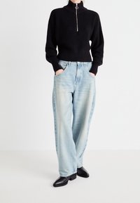 ONLY Stickad tröja - black