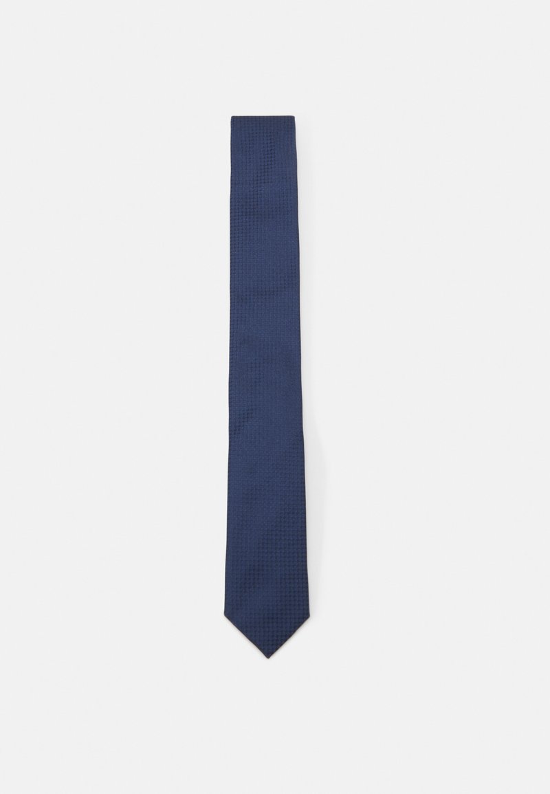 hugo tie