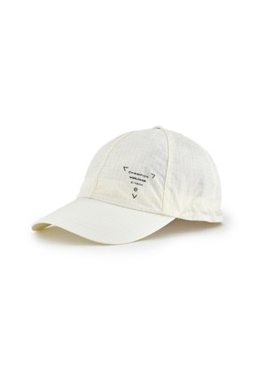 Casquette de baseball en tissu blanc cassé avec un motif en grille subtil et un petit texte noir « Champion Worldwide C-Tech » sur le panneau avant.