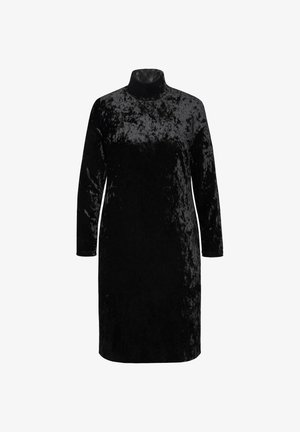 Zwarte, fluwelen jurk met een hoge hals, lange mouwen en een middellange snit. Zachte textuur met een subtiele glans. Geen zichtbare patronen of accenten.