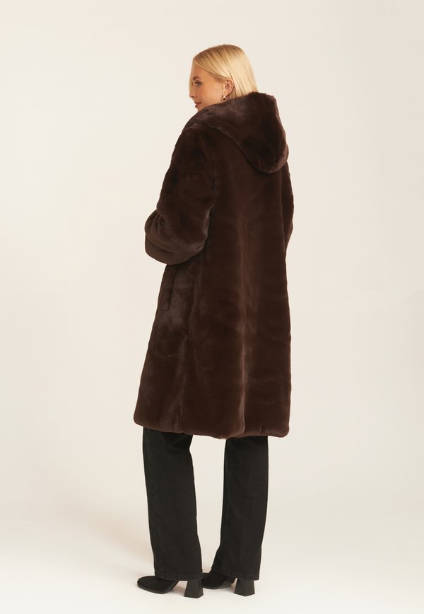 HOODED LONGLINE - Winter coat - chocolate2