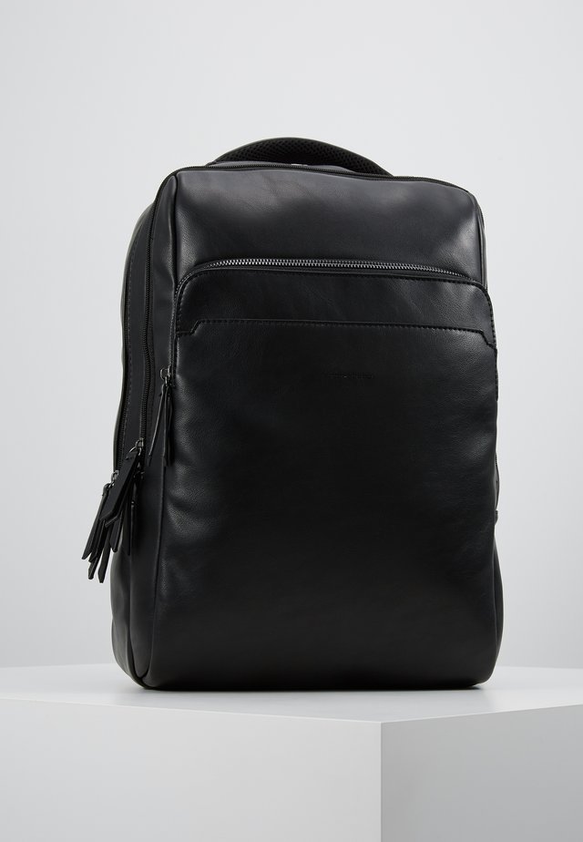 Tagesrucksack - black