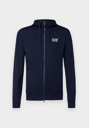 Marineblå zip-hoodie lavet af blødt materiale, med snoretræk i hætten og EA7-logoet på brystet. Behagelig pasform med ribbede manchetter og nederkant.