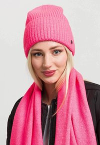 FRAAS BEANIE - Beanie - digital pink