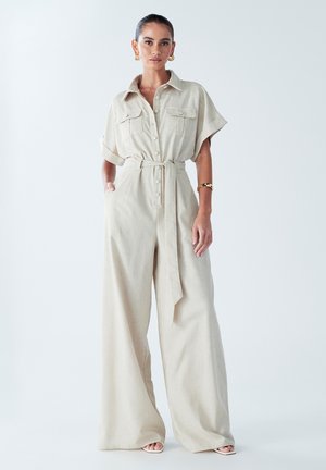 BWLDR ARA - Jumpsuit - oat