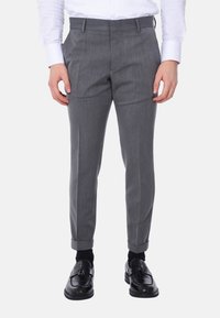 CON PINCES - Pantaloni - grigio