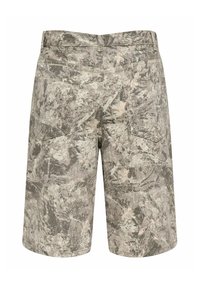 Vue arrière d'un short longueur genou avec un motif camouflage gris et beige et deux poches arrière.