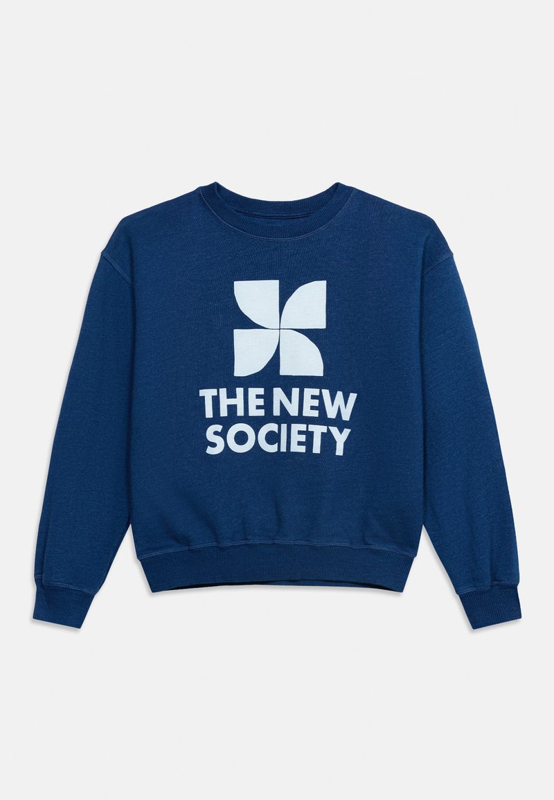 Tengerészkék kereknyakú pulóver fehér, absztrakt, négy sziromszirommal rendelkező logóval a „THE NEW SOCIETY” felirat felett elöl.