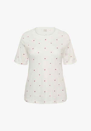 Witte korte mouw t-shirt van zacht katoen, met verspreide kleine rode hartjespatronen. Ronde halslijn, losse pasvorm.