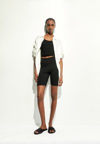 Thumbnail Image 2