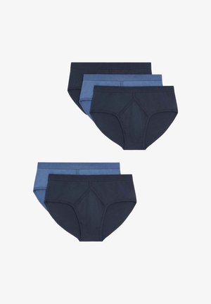 Dos pares de calzoncillos masculinos azul marino y dos pares azul claro, dispuestos en conjuntos superpuestos sobre un fondo blanco.