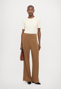 Max Mara Leisure EUCLIDE - Püksid - cuoio