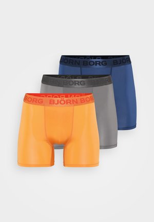 Tre paia di boxer: arancioni brillanti, grigio scuro e blu navy. Ogni paio presenta un cinturino elastico con il logo "BJÖRN BORG".