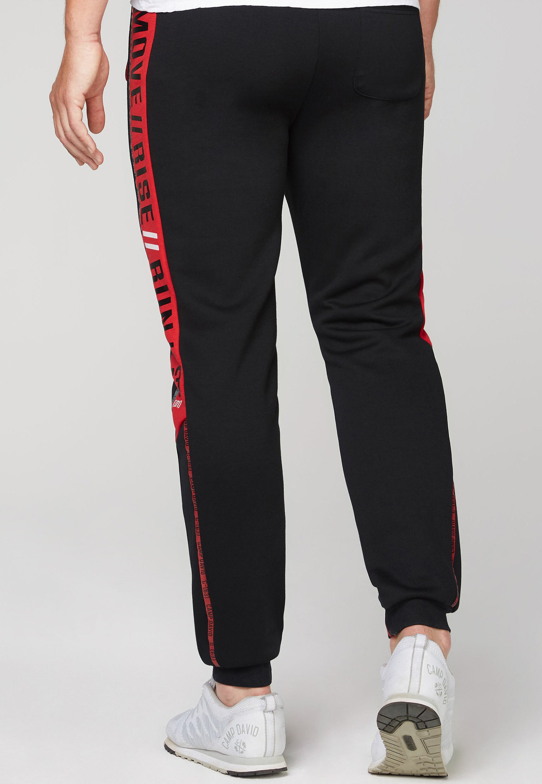 jogginganzug herren camp david