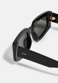 RETROSUPERFUTURE TETRA UNISEX - Ochelari de soare - black