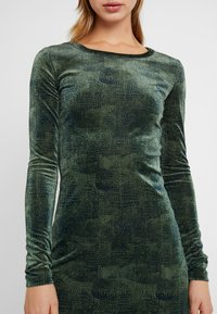 Noisy May Denní šaty - olive