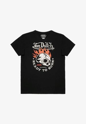 Schwarzes Baumwoll-T-Shirt mit einem Grafikdesign eines Schädels, umgeben von Flammen. Der Text beinhaltet "Von Dutch", "READY TO BURN" und "1929 CALIFORNIA."
