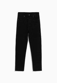 Jeans de mezclilla negra con un diseño de pierna recta, que cuentan con una cintura alta, cinco bolsillos y acentos de metal. Textura suave.